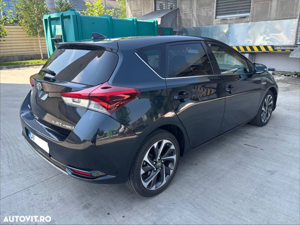 Toyota Auris - 4