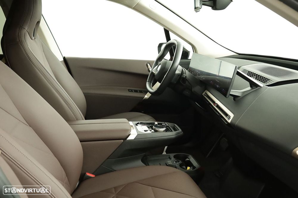 BMW iX xDrive 40 Pack Desportivo - 26