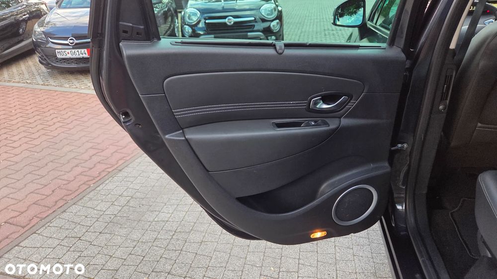 Renault Scenic 1.6 16V 110 TomTom Edition - 28