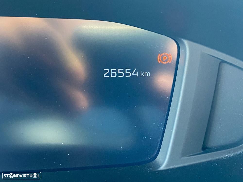 Peugeot e-2008 54 kWh Allure - 12