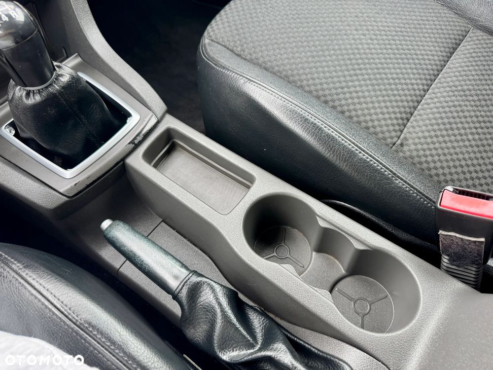 Ford Focus 1.6 Ti-VCT Titanium - 24