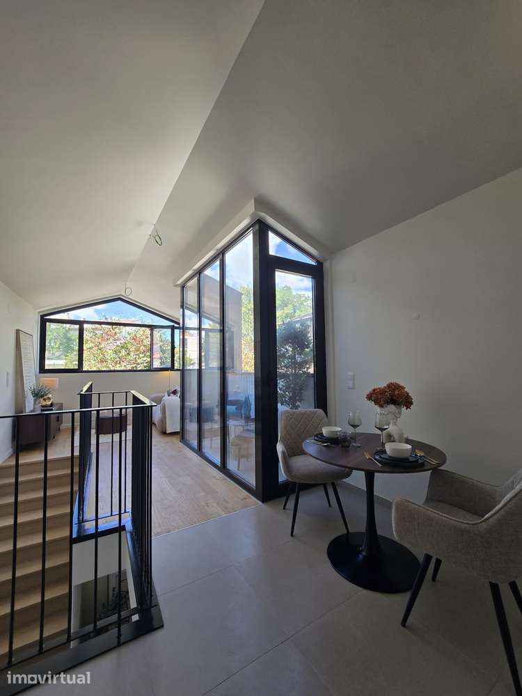 Jardim Emídia — T1 Duplex · 6