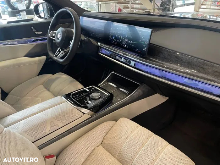 BMW Seria 7 740d xDrive MHEV - 7