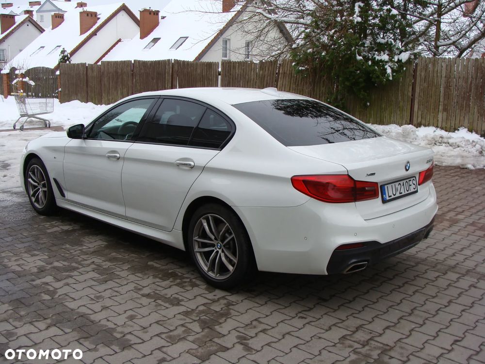 BMW Seria 5 520d xDrive M Sport sport - 2