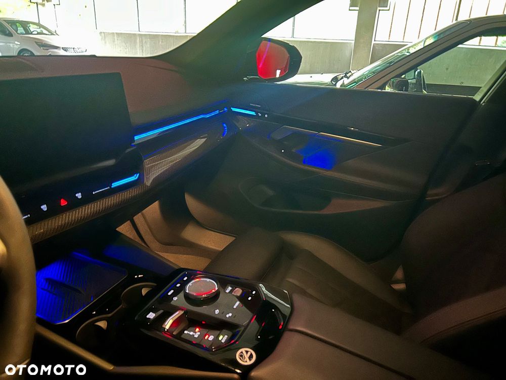 BMW Seria 5 520d xDrive - 37