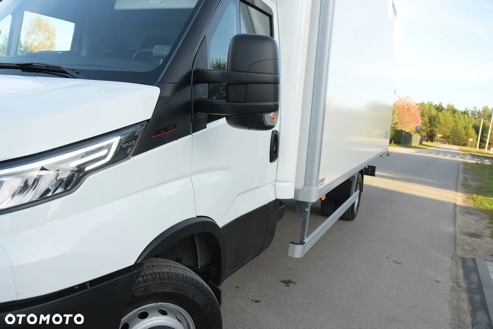 Iveco 72C18  3,0 180KM  Zanotti Z380  230 V 6,1m 12 palet dł -20+20 ładowność 3460kg - 9