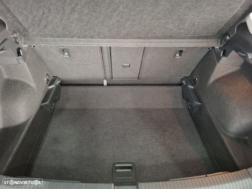 VW T-Roc 1.0 TSI Urban - 21