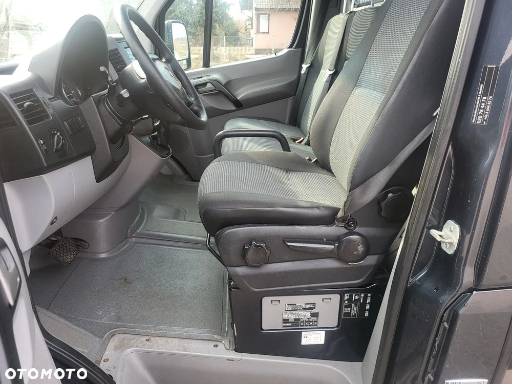 Mercedes-Benz Sprinter - 20