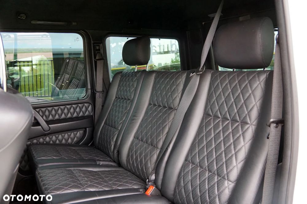 Mercedes-Benz Klasa G AMG 63 AMG SPEEDSHIFT 7G-TRONIC - 30