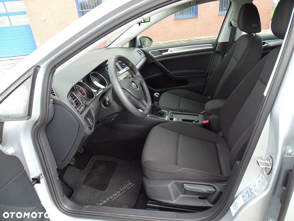 Volkswagen Golf 1.0 TSI Comfortline - 7