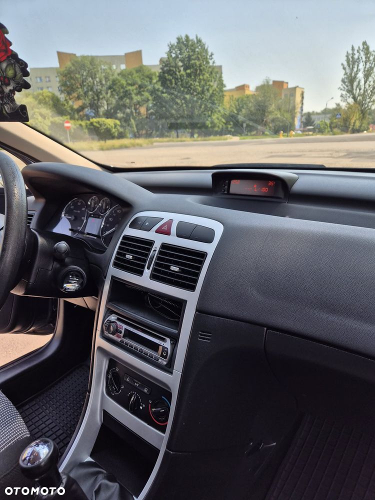 Peugeot 307 1.6 HDI Trendy - 14