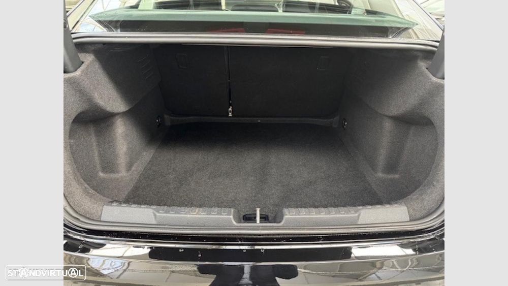 Audi A3 Limousine 30 TFSI Advanced - 20