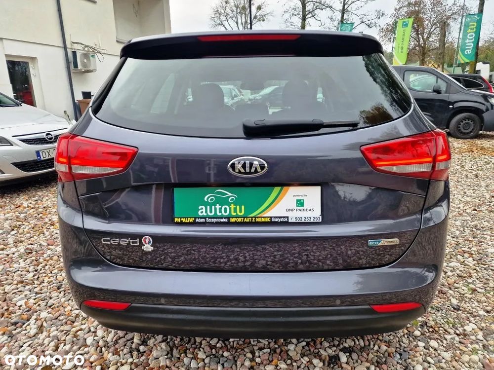 Kia Ceed - 5