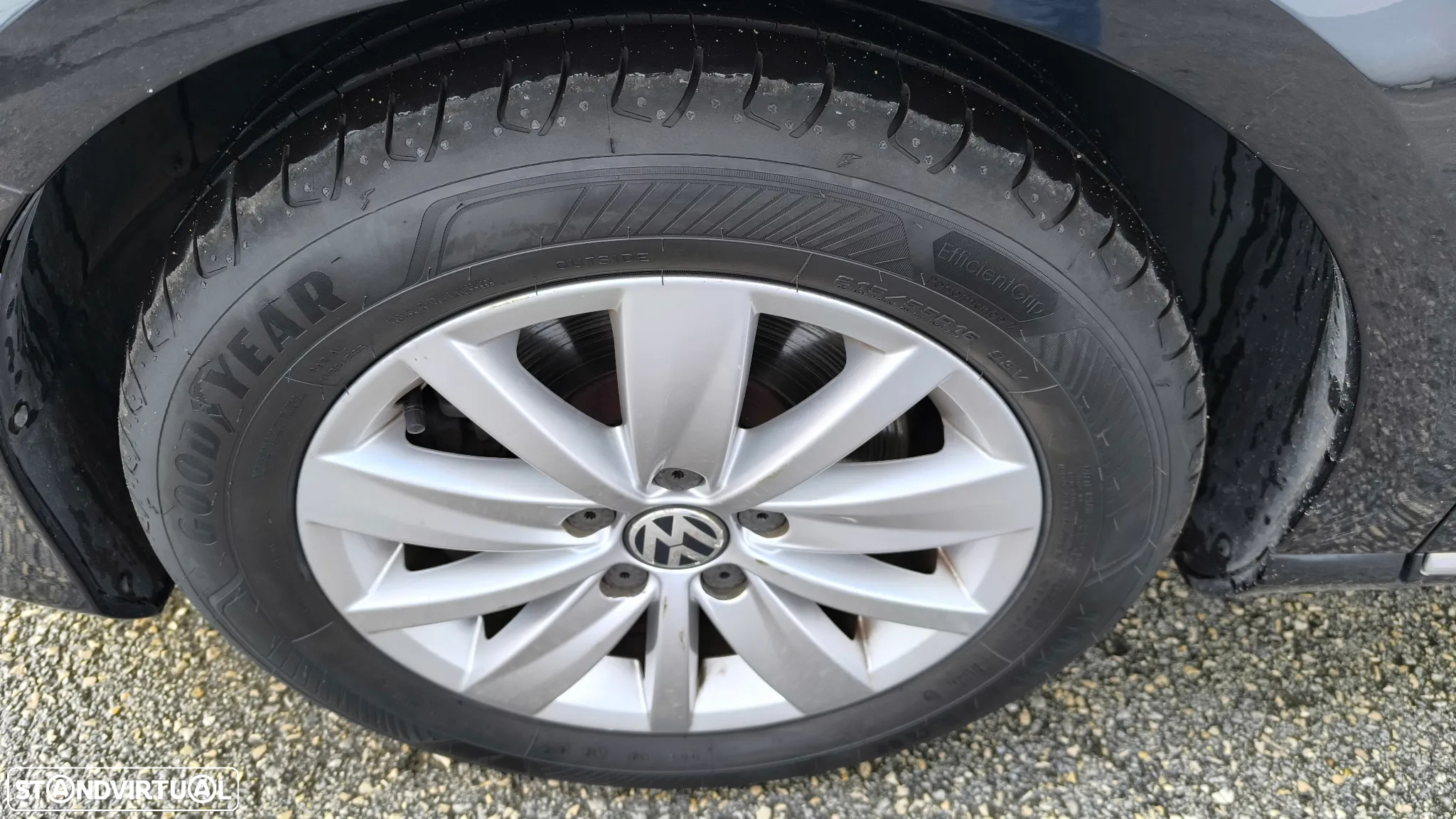 VW Passat Variant 2.0 TDi Edition Con.BM - 29