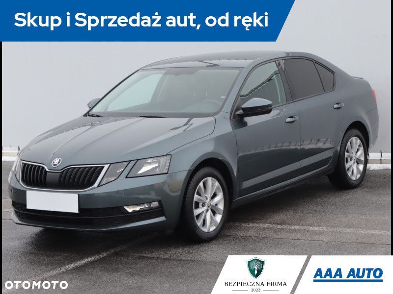 Skoda Octavia - 3