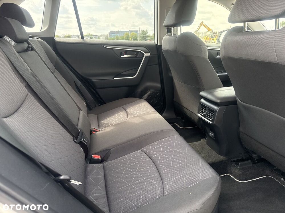 Toyota RAV4 - 12
