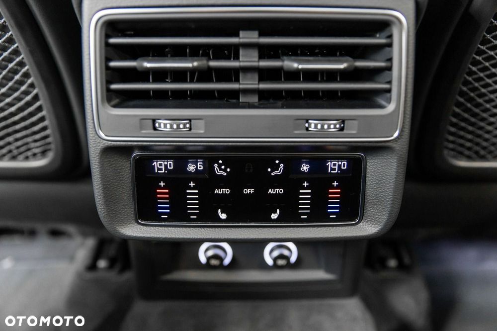 Audi SQ7 - 36