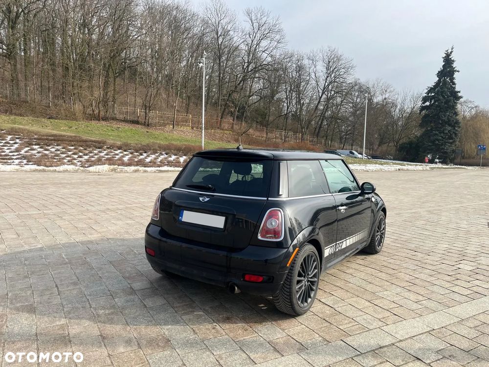MINI Cooper Standard - 3