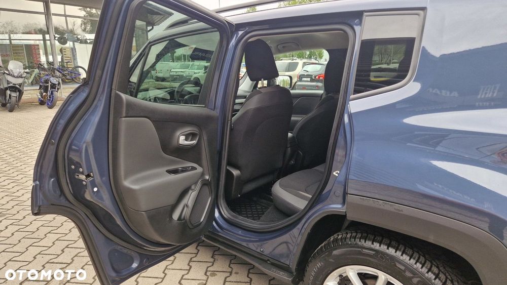 Jeep Renegade - 13