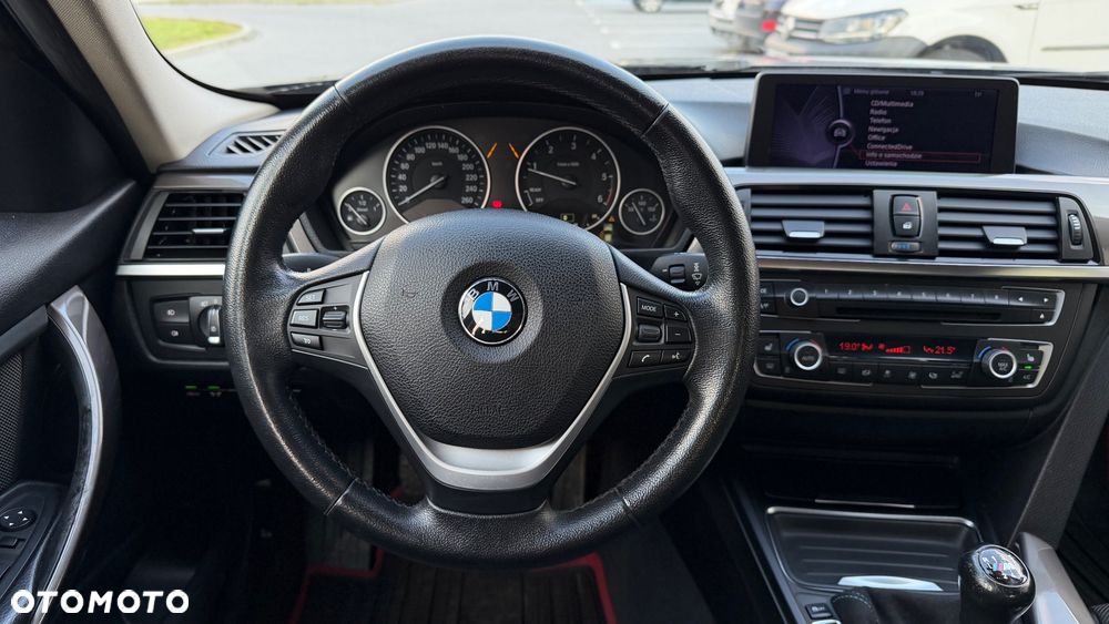 BMW Seria 3 318d Modern Line - 11
