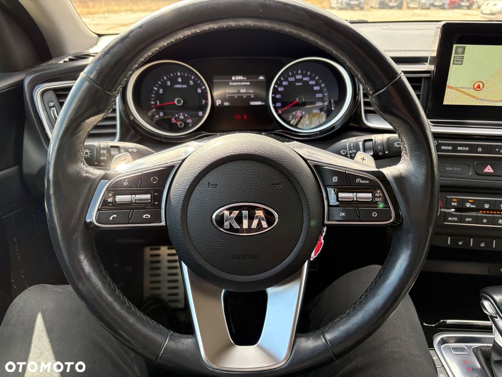Kia Ceed 1.4 T-GDI L Business Line Plus DCT - 17