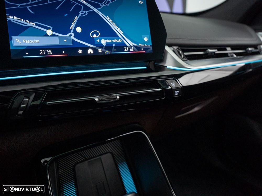 BMW iX1 xDrive30 Pack Desportivo M Pro - 40
