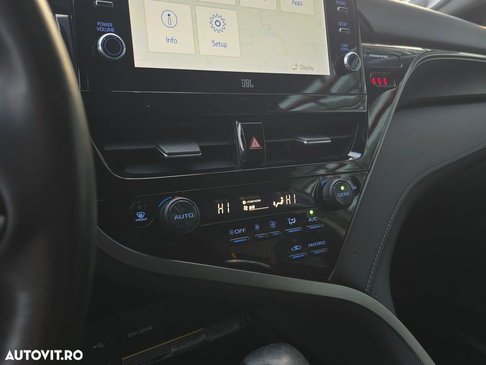 Toyota Camry 2.5 Hybrid Exclusive - 19