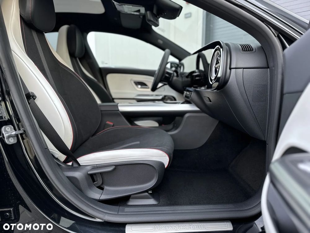 Mercedes-Benz CLA - 24