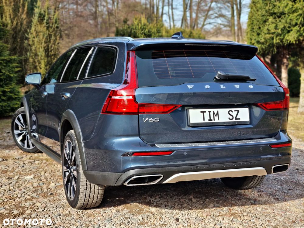 Volvo V60 Cross Country B5 B AWD Plus - 15