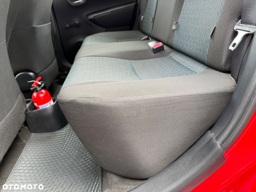 Toyota Yaris 1.33 Luna - 26