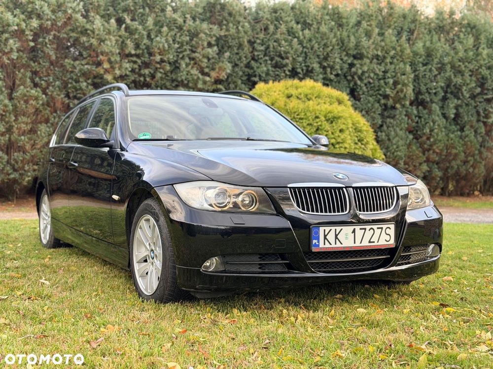 BMW Seria 3 325i - 2