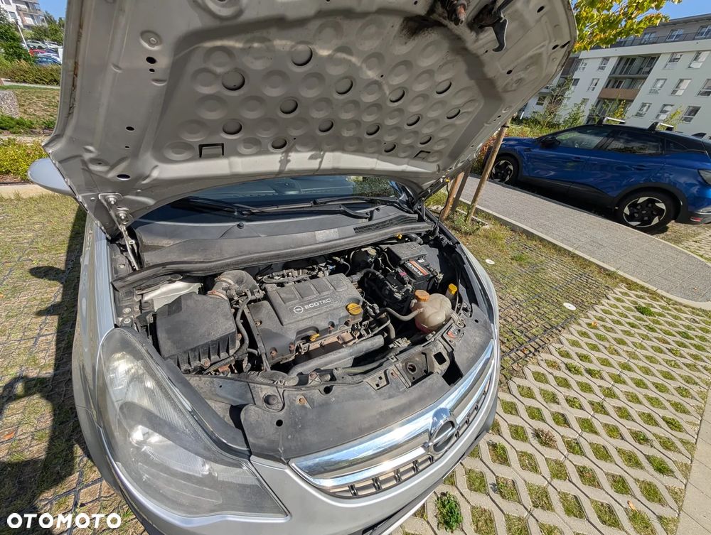 Opel Corsa 1.2 16V Edition / Active - 15
