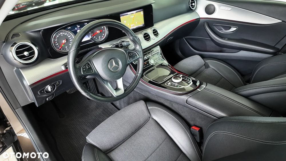 Mercedes-Benz Klasa E 200 T 9G-TRONIC Avantgarde - 11