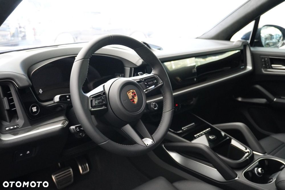 Porsche Cayenne GTS - 13