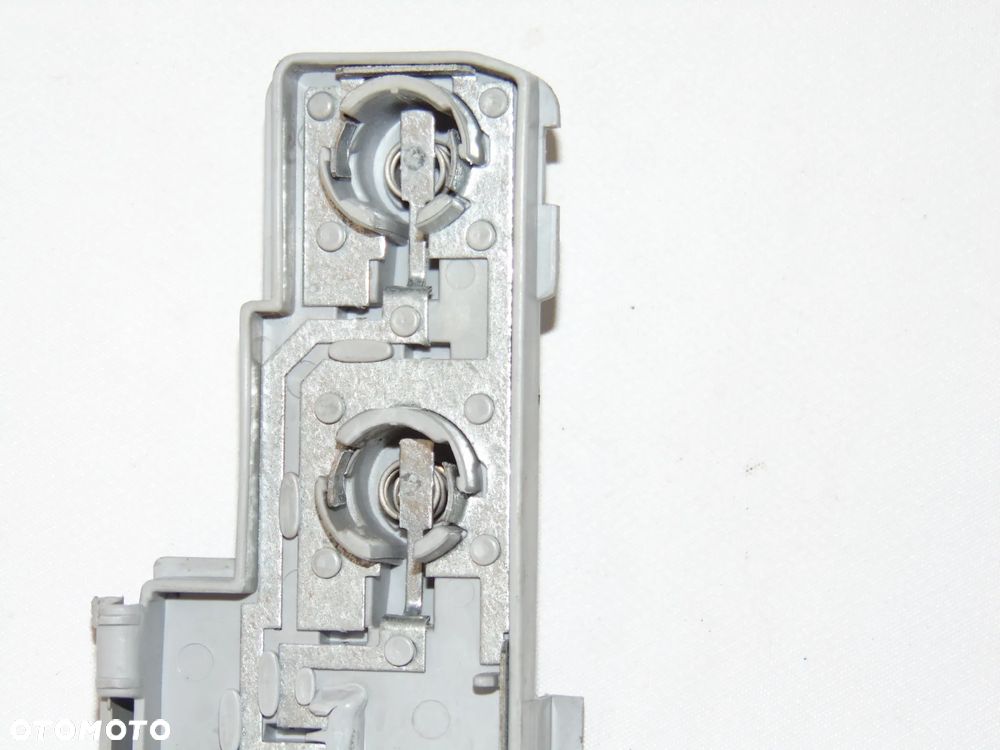 Wkład lewy prawy oprawka żarówek lampy tylnej tył lewej prawej Opel Vectra C HB hatchback liftback sedan 02-05r - 4