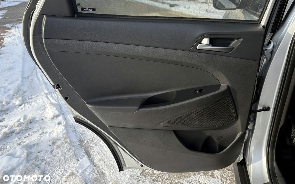 Hyundai Tucson blue 1.7 CRDi 2WD Style - 25