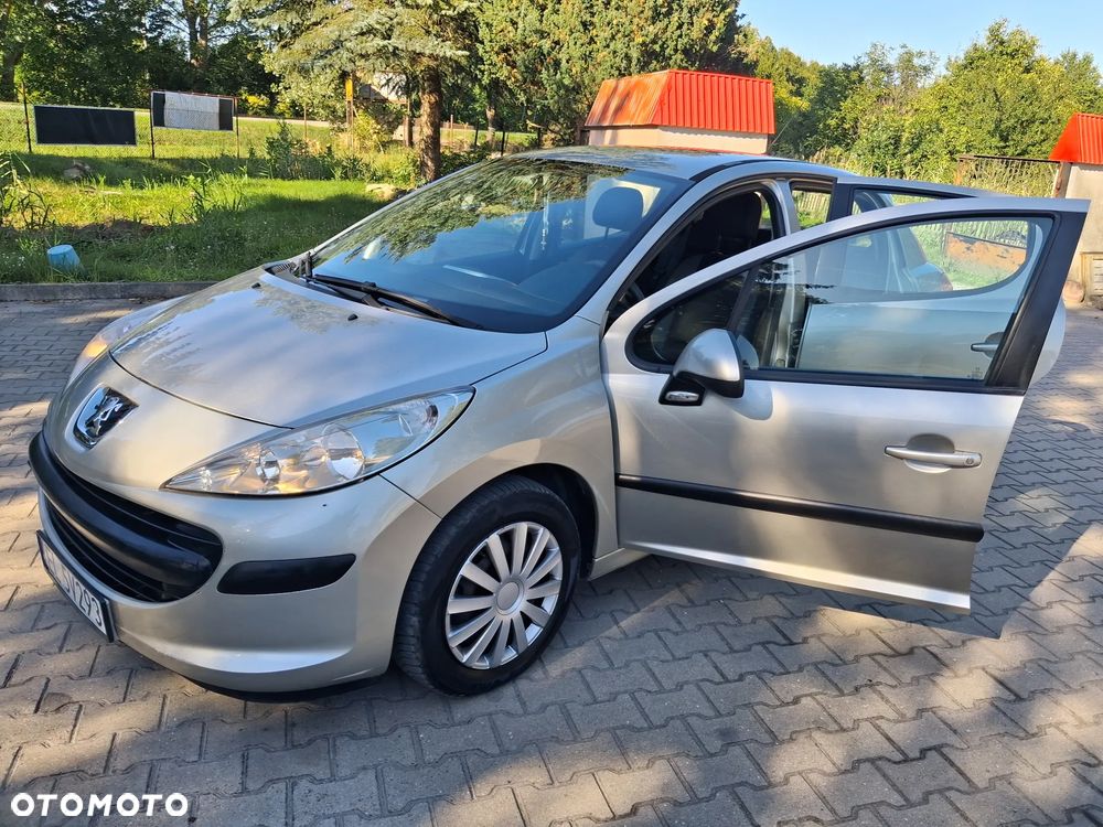 Peugeot 207 1.4 16V Trendy - 11