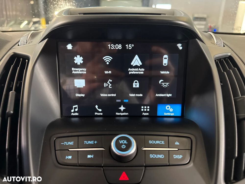 Ford Kuga - 21
