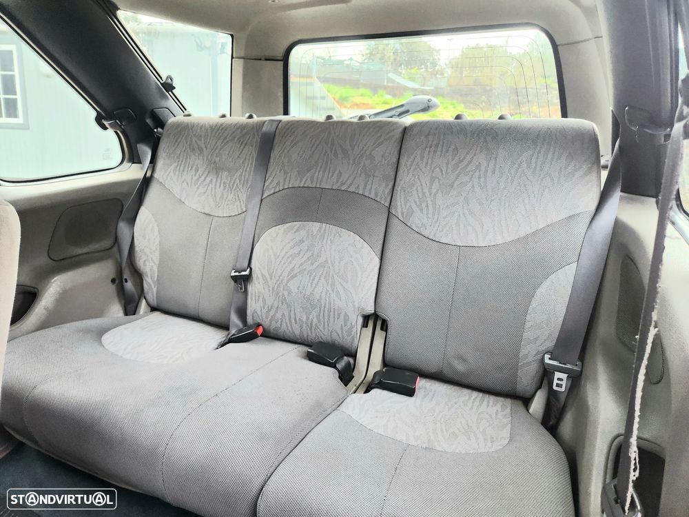 Land Rover Freelander 2.0 di - 9