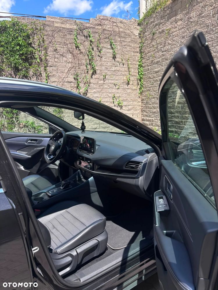 Nissan Qashqai 1.3 DIG-T MHEV N-Connecta Xtronic - 35