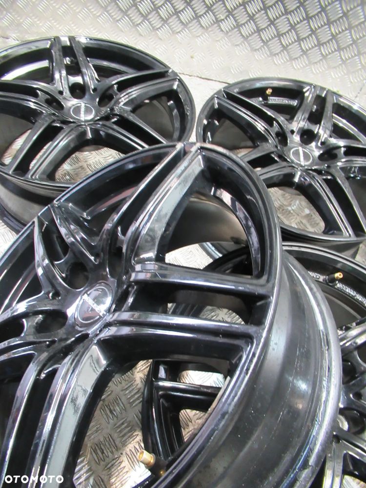 Felgi Vw Golf Passat Tiguan T-Roc Skoda Karoq Kodiaq Yeti Superb Octavia Audi A3 A4 7,5Jx17 et36 5x112 - 9