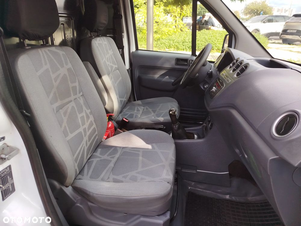 Ford Connect - 14