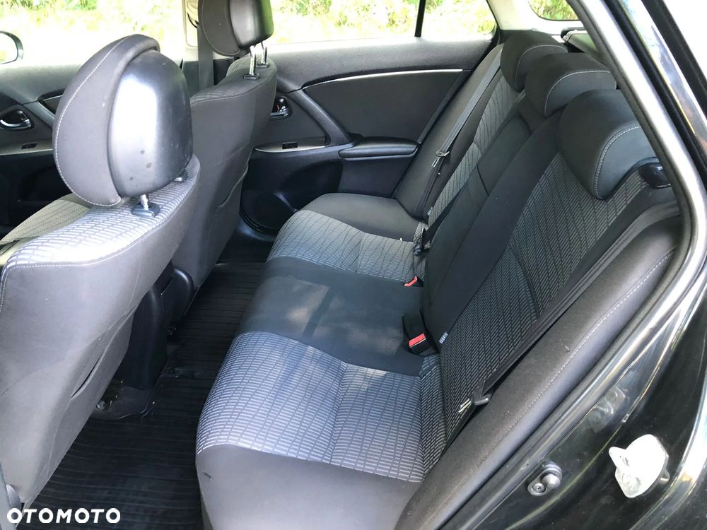 Toyota Avensis 2.0 D-4D PowerBoost Style - 13