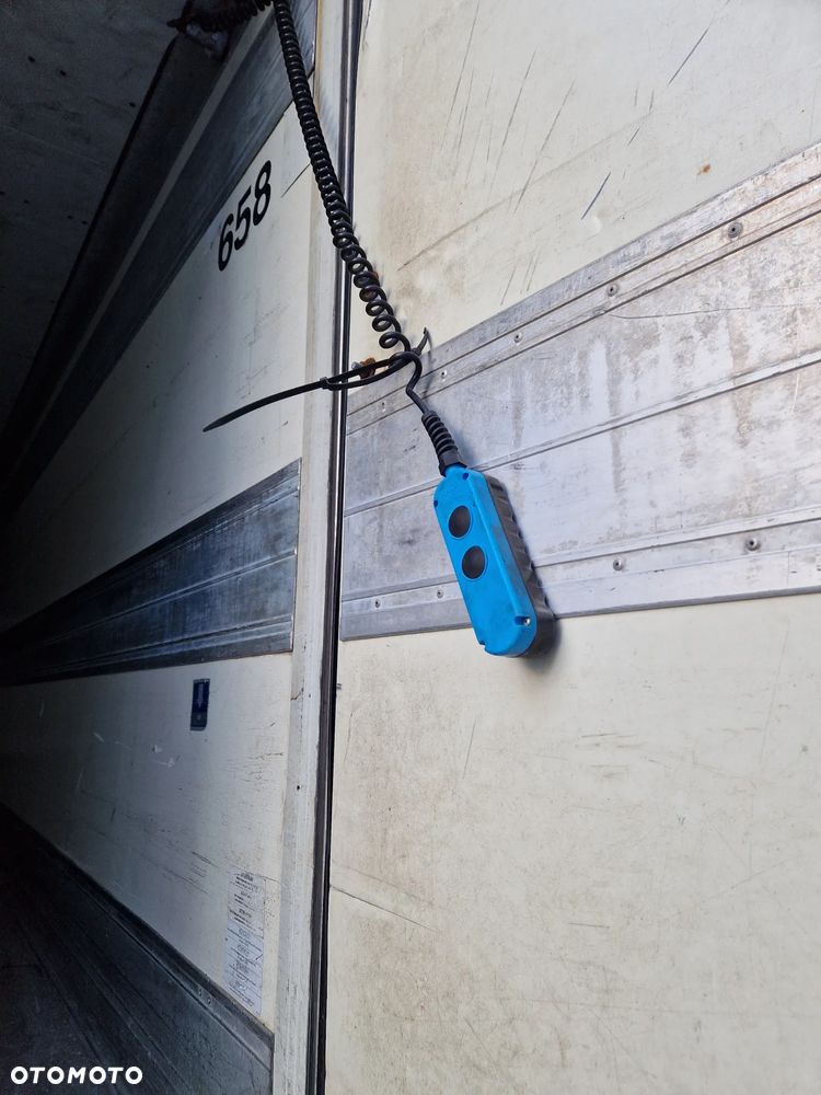 Schmitz Cargobull SKO 18 | CHŁODNIA 27 MPAL | CARRIER VECTOR 1800 | WINDA BAR 2 TONY - 14