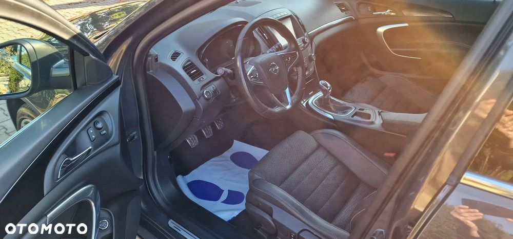 Opel Insignia 2.8 V6 Turbo 4x4 Sports Tourer OPC - 10