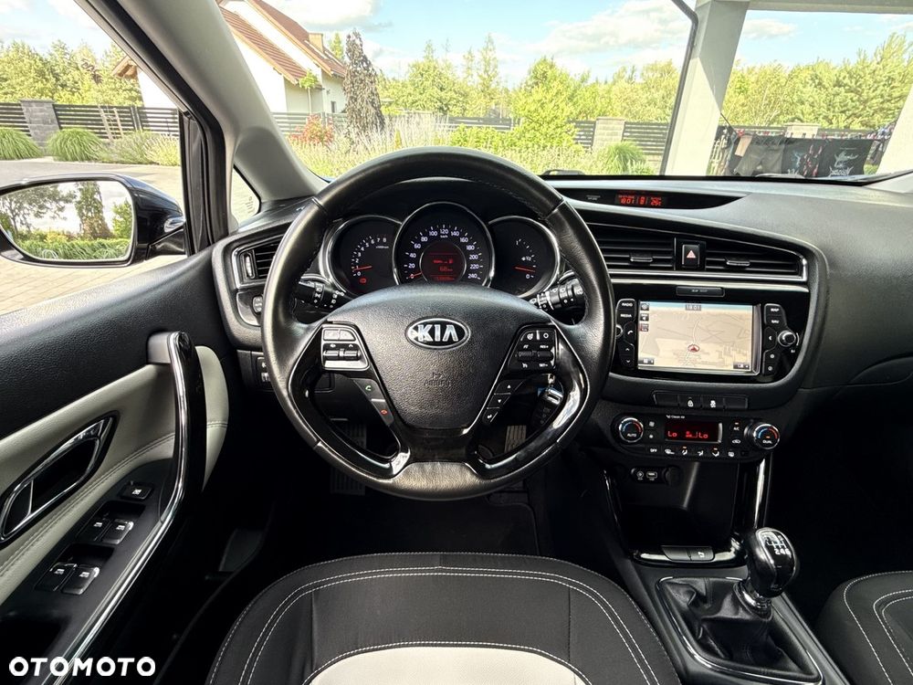 Kia Ceed 1.6 GDI Business Line - 21