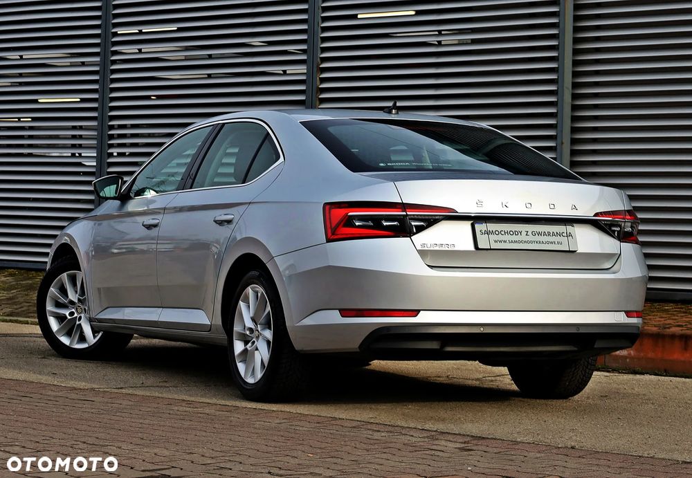 Skoda Superb 2.0 TDI SCR Ambition - 7