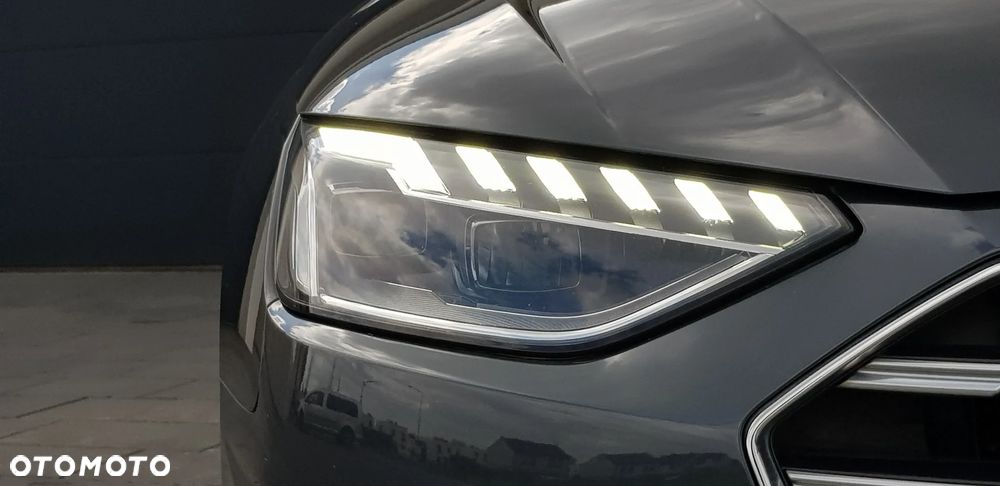 Audi A4 Avant 35 TDI Sport S tronic - 1