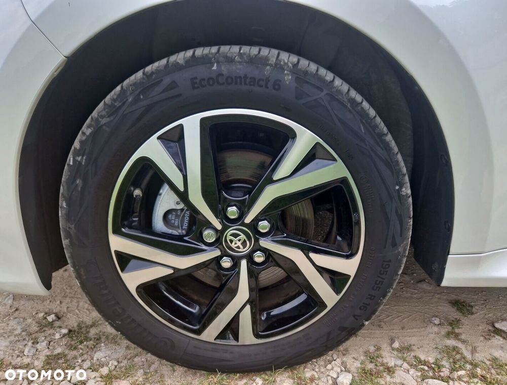 Toyota Yaris Hybrid 1.5 Style - 16