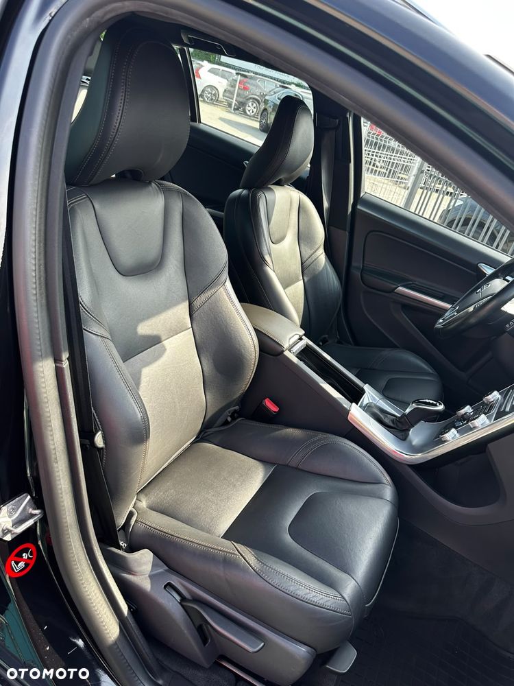 Volvo V60 D4 Drive-E Summum - 12